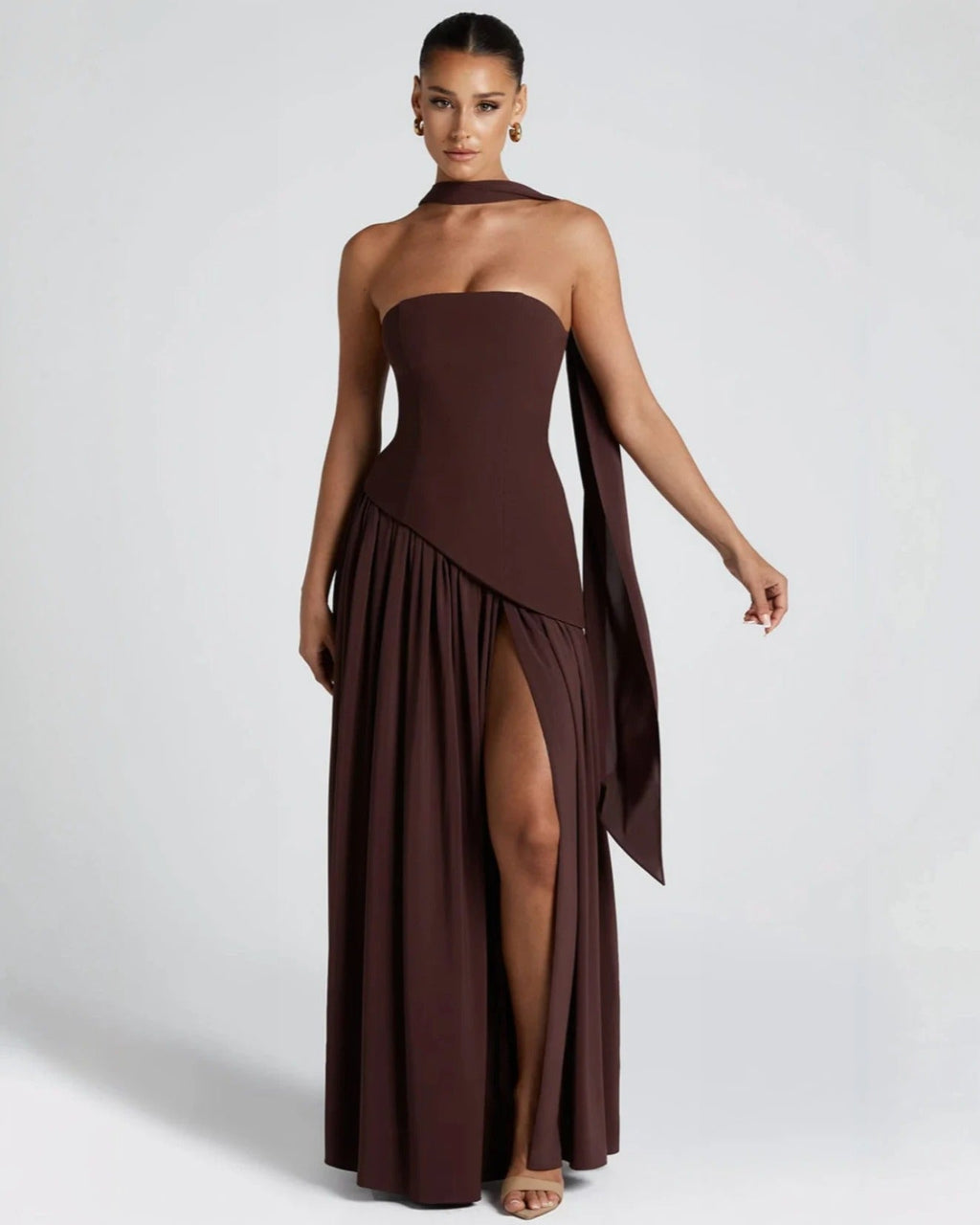 Alessia · Vestido Maxi Escote Strapless con Abertura